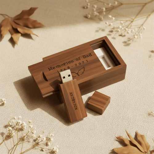 Personalised square wooden - wooden, usb